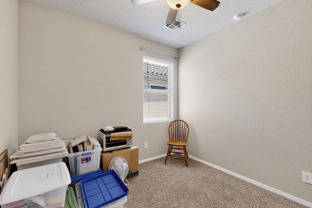 1994 Tesoro Loop NW, Los Lunas, NM 87031