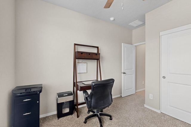 1994 Tesoro Loop NW, Los Lunas, NM 87031