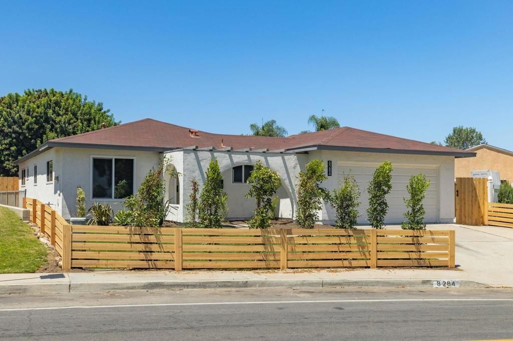 8284 Brookhaven Rd, San Diego, CA 92114 — exterior