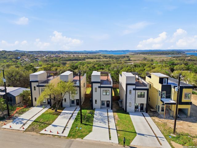 656 Canyon Circle, Canyon Lake, TX 78133