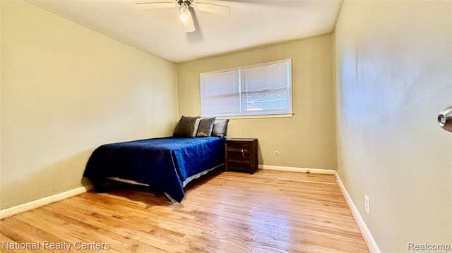 18904 Hilton Drive, Southfield, MI 48075