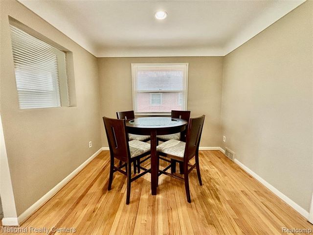 18904 Hilton Drive, Southfield, MI 48075