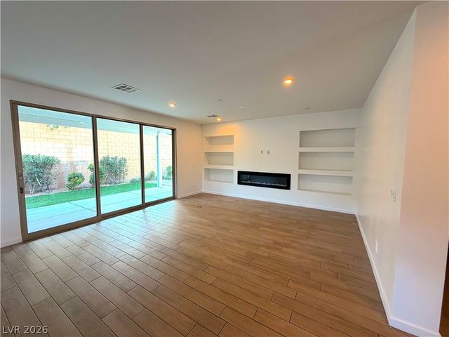 1853 Crown King Court, Henderson, NV 89012