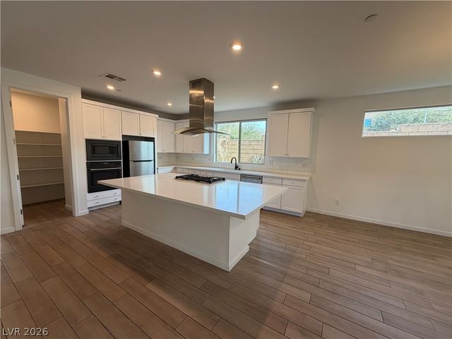 1853 Crown King Court, Henderson, NV 89012