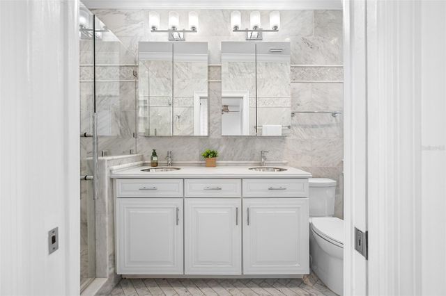 237 7TH AVENUE N 2, St Petersburg, FL 33701