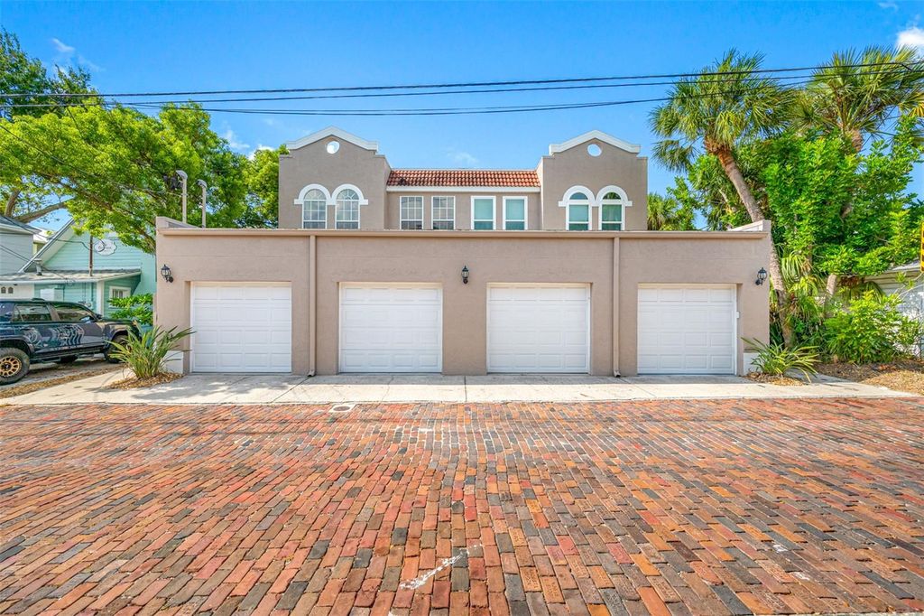 Image 51 of property listing at 237 7TH AVENUE N 2, St Petersburg, FL 33701