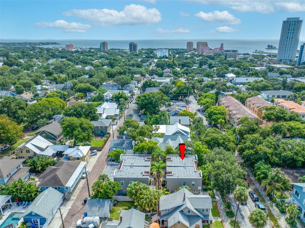 Image 58 of property listing at 237 7TH AVENUE N 2, St Petersburg, FL 33701