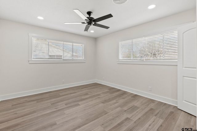 1106 S Williams Ave, Mount Pleasant, TX 75455