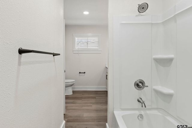 1106 S Williams Ave, Mount Pleasant, TX 75455