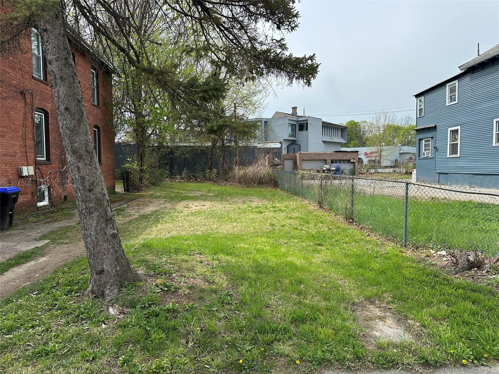 202 N Hamilton Street, Poughkeepsie, NY 12601