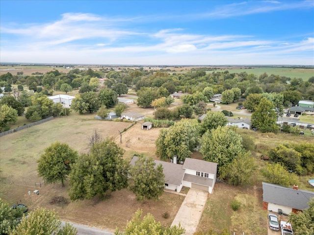14875 Arrowhead Drive, Yukon, OK 73099