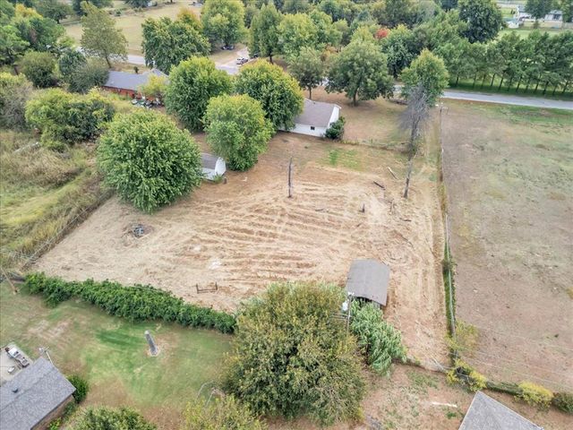 14875 Arrowhead Drive, Yukon, OK 73099