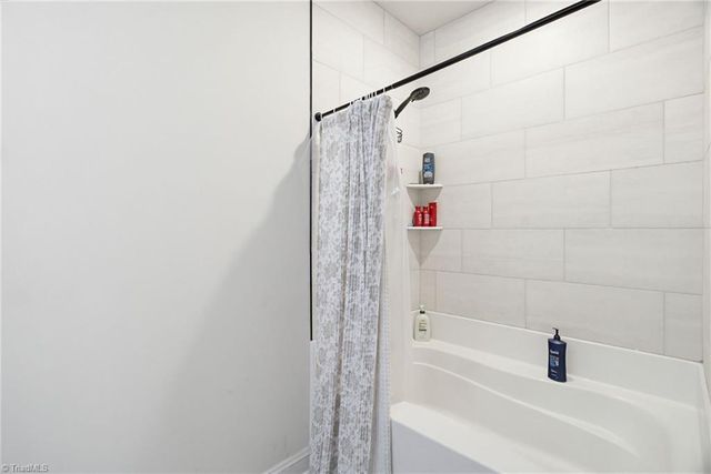 410 S Fayetteville Street, Liberty, NC 27298