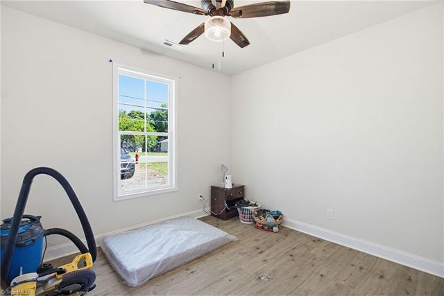 410 S Fayetteville Street, Liberty, NC 27298