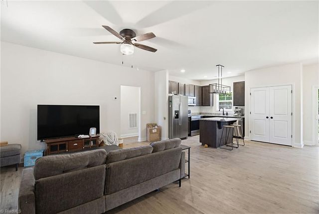 410 S Fayetteville Street, Liberty, NC 27298