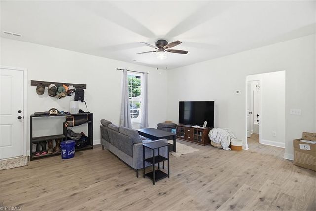 410 S Fayetteville Street, Liberty, NC 27298