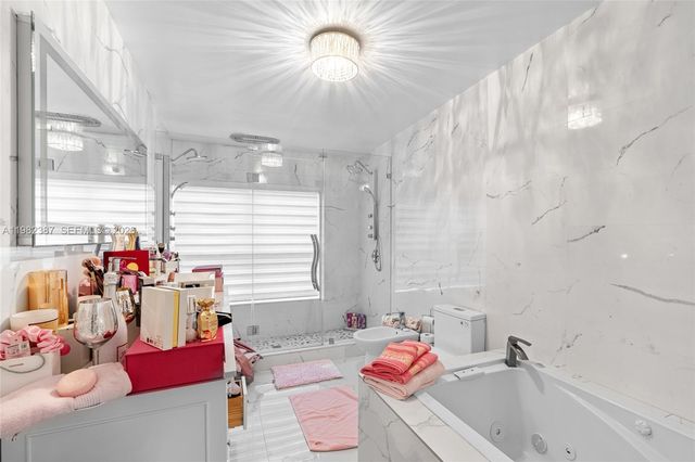 12721 SW 47th St, Miami, FL 33175