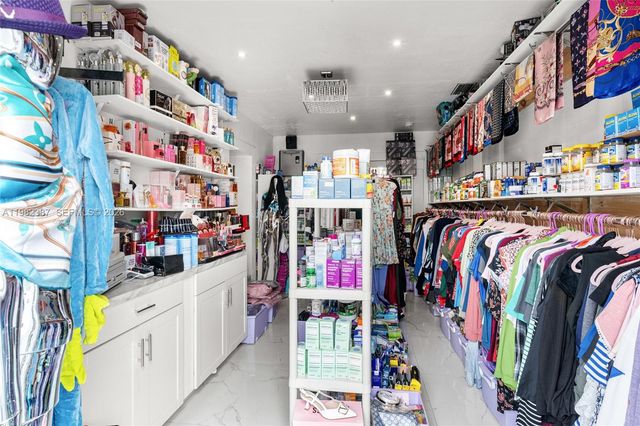 12721 SW 47th St, Miami, FL 33175