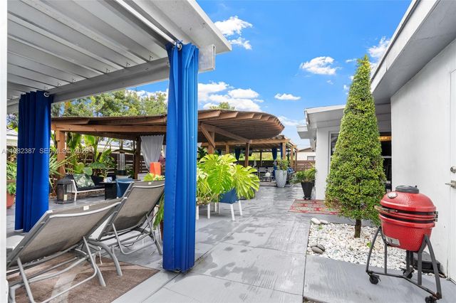 12721 SW 47th St, Miami, FL 33175