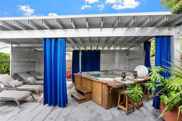 12721 SW 47th St, Miami, FL 33175