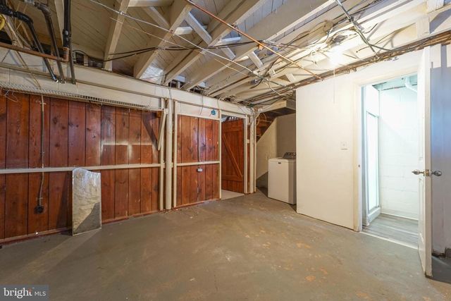 809 BRAESIDE RD, Baltimore, MD 21229