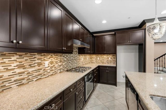 1830 E Buchanan, Placentia, CA 92870