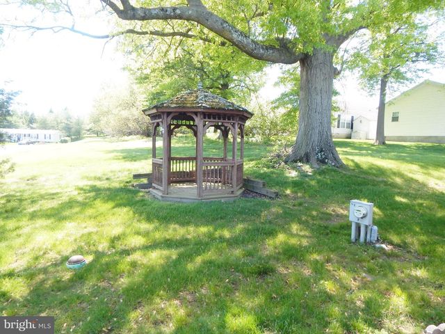 212 FOX CHASE CT, North Wales, PA 19454