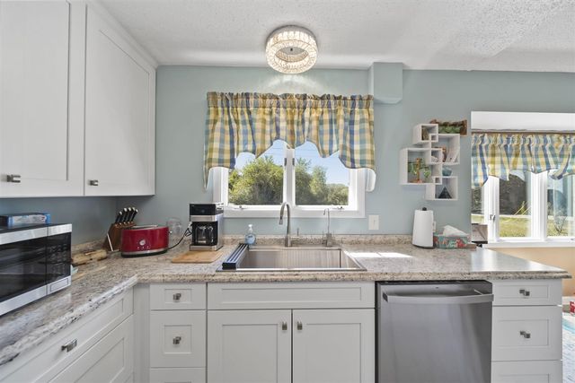 7165 Clinton Road, Jackson, MI 49201