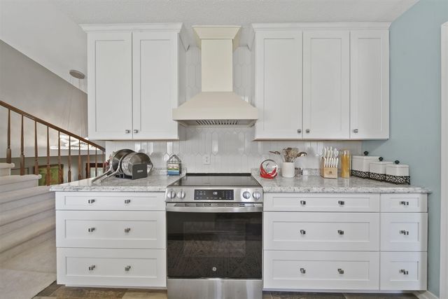 7165 Clinton Road, Jackson, MI 49201