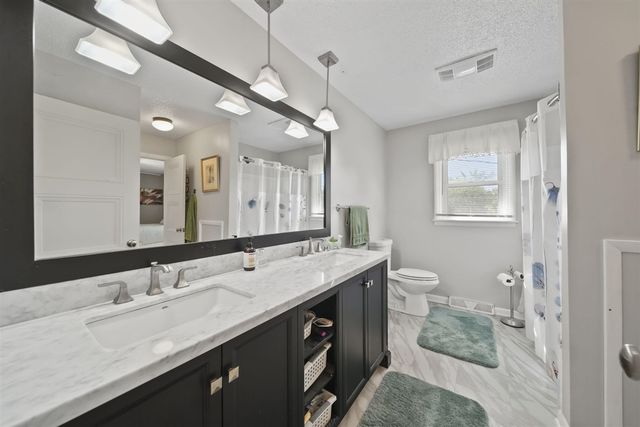 7165 Clinton Road, Jackson, MI 49201