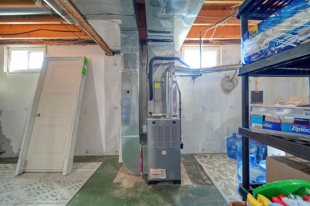 7165 Clinton Road, Jackson, MI 49201