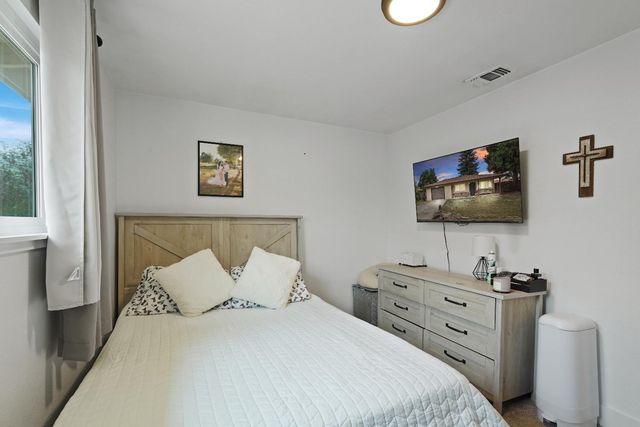 2966 Hillview Dr, Yuba City, CA 95993