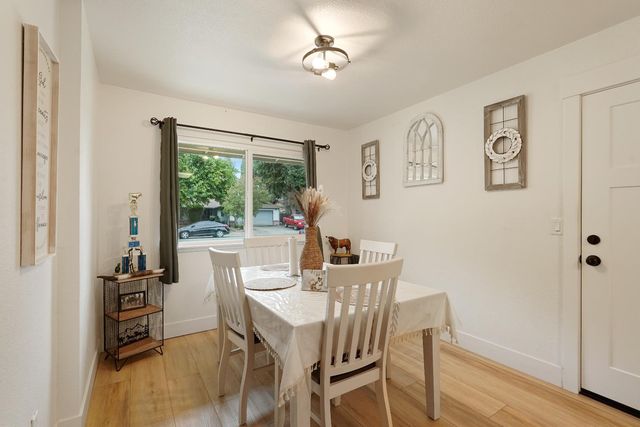 2966 Hillview Dr, Yuba City, CA 95993