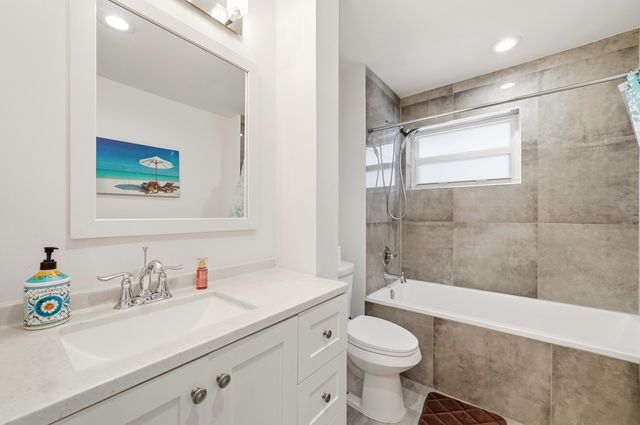 3510 Harrison Street 4, Hollywood, FL 33021