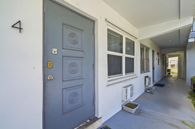3510 Harrison Street 4, Hollywood, FL 33021
