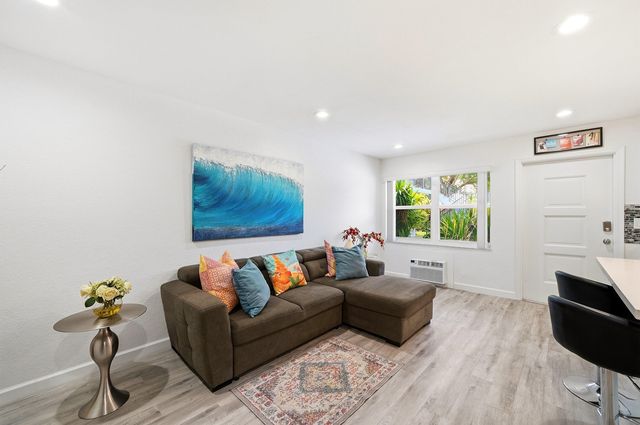 3510 Harrison Street 4, Hollywood, FL 33021