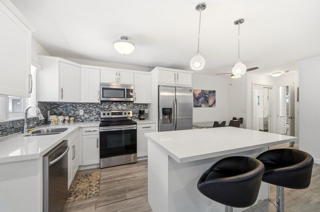 3510 Harrison Street 4, Hollywood, FL 33021