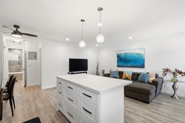 3510 Harrison Street 4, Hollywood, FL 33021