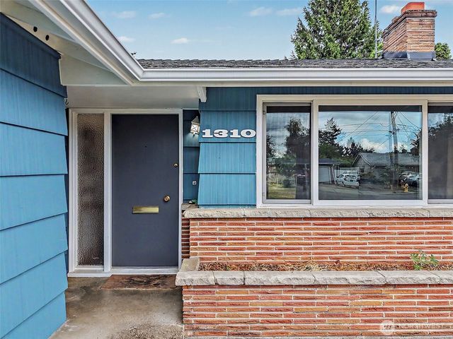1310 24th Street SE, Auburn, WA 98002