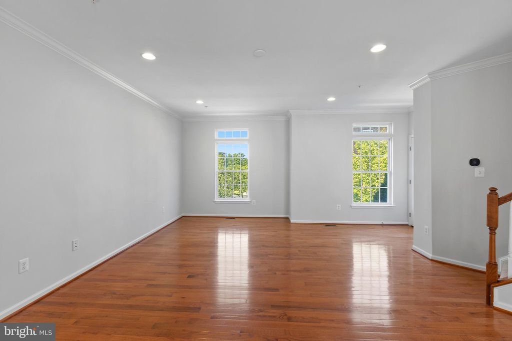 Image 10 of property listing at 1729 THEALE WAY, Hanover, MD 21076