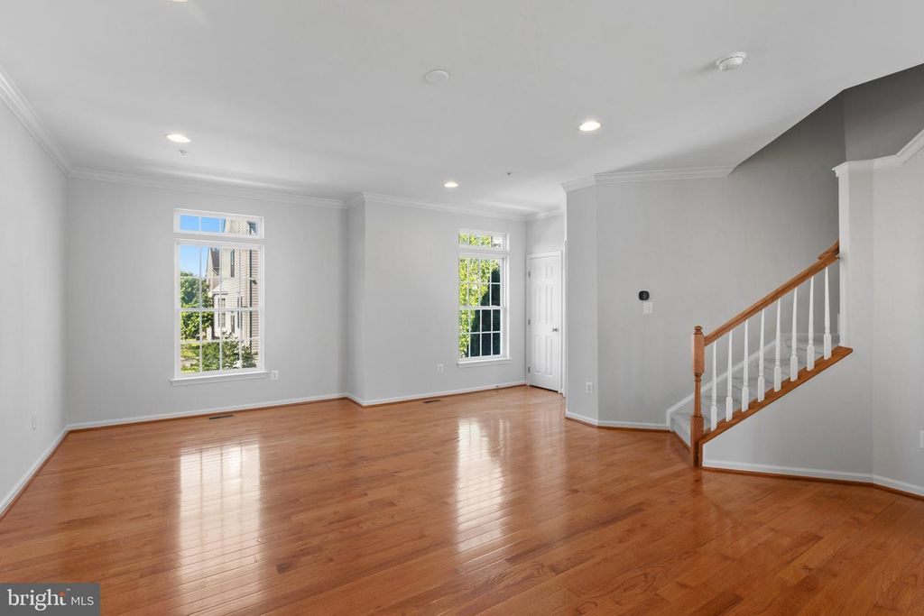 Image 11 of property listing at 1729 THEALE WAY, Hanover, MD 21076