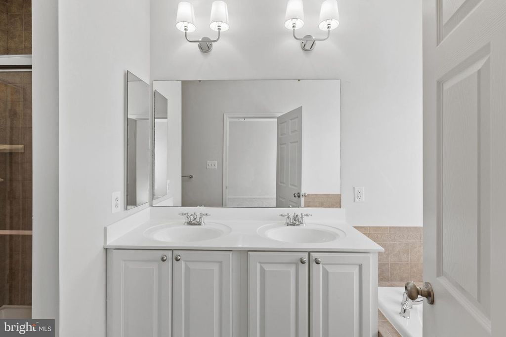 Image 31 of property listing at 1729 THEALE WAY, Hanover, MD 21076