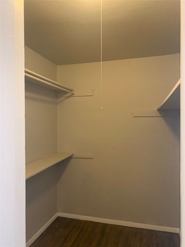 4606 Monarch Street 215, Dallas, TX 75204