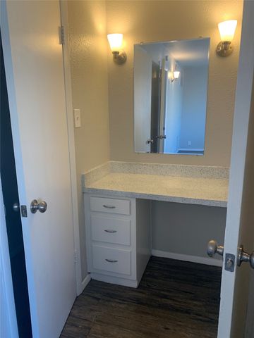 4606 Monarch Street 215, Dallas, TX 75204