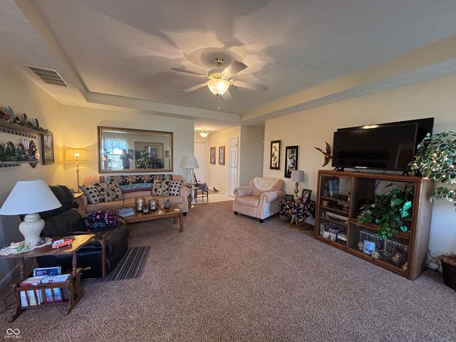 1908 Westminster Place, Columbus, IN 47201