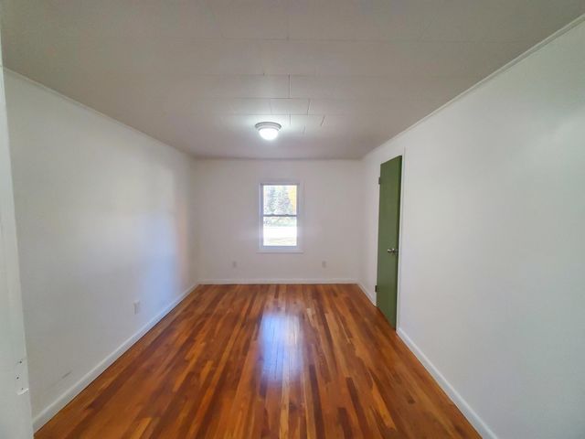18 Anagance Lane, Wolfeboro, NH 03894