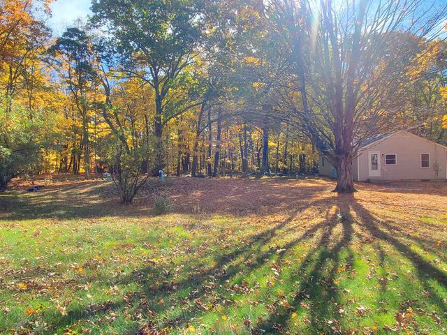 18 Anagance Lane, Wolfeboro, NH 03894