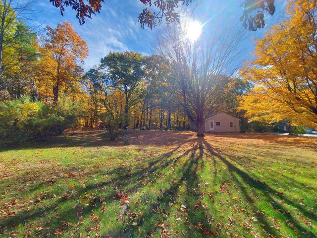 18 Anagance Lane, Wolfeboro, NH 03894