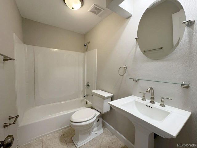8164 Washington St 65, Denver, CO 80229