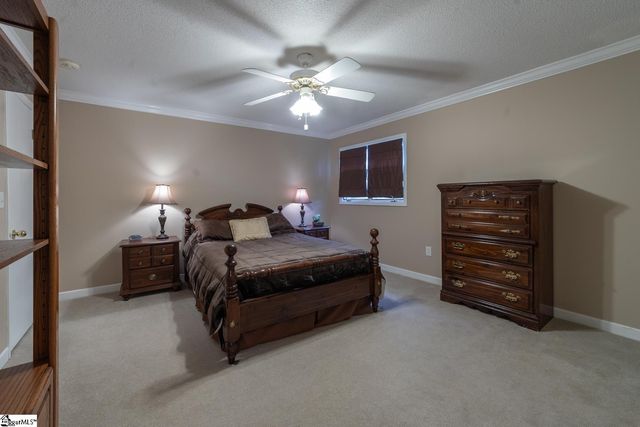 218 Goldfinch Circle, Greer, SC 29650